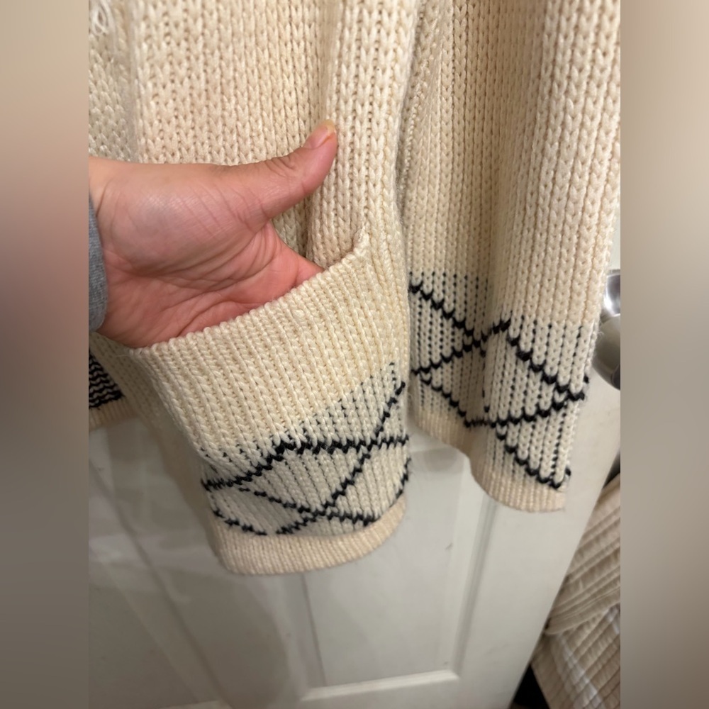 LINE&DOT Elise Knit Cardigan in Natural & Black women’s size small with pockets - Picture 6 of 9